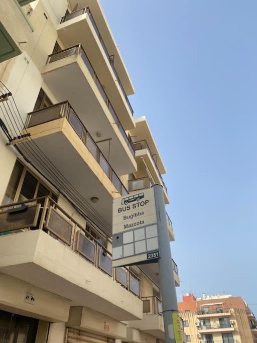 St Paul'S Bay Central Apartment In Qawra St. Paul's Bay Exterior photo